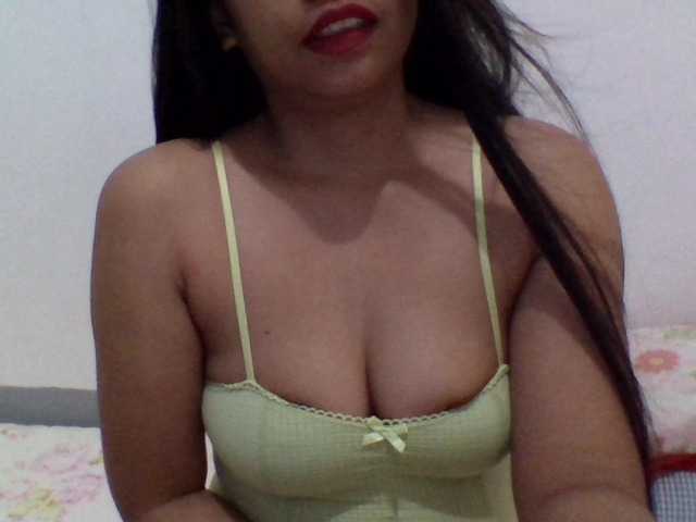 Creamichoco live cam