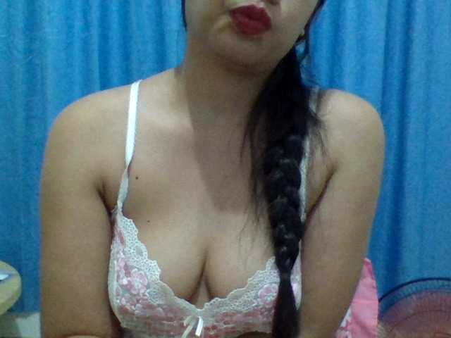 SexyLoren live cam on BongaCams