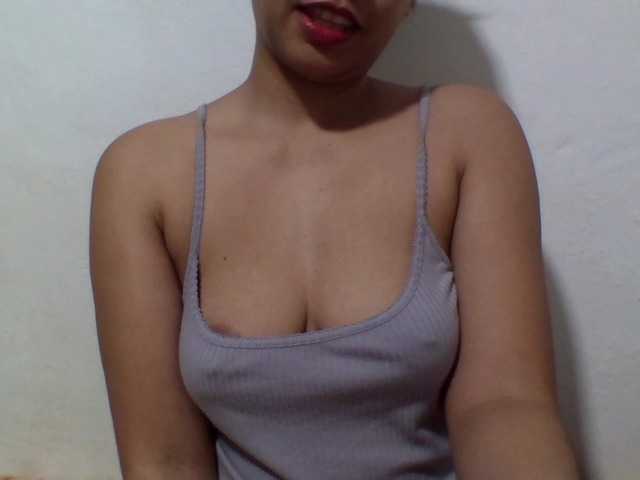 SexyLoren live cam on BongaCams
