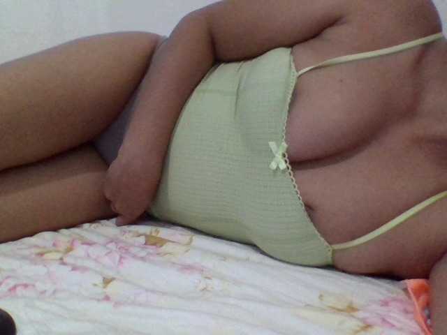 Creamichoco live cam