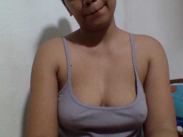 SexyLoren live cam on BongaCams