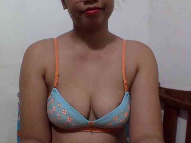 Creamichoco webcam