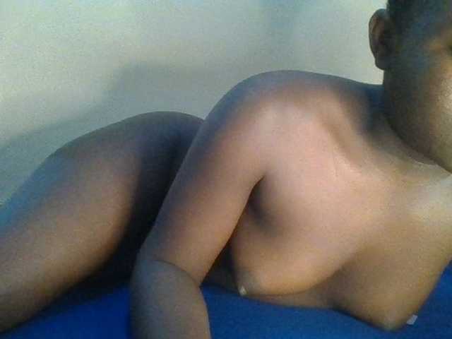 Fancy-melody live cam on BongaCams