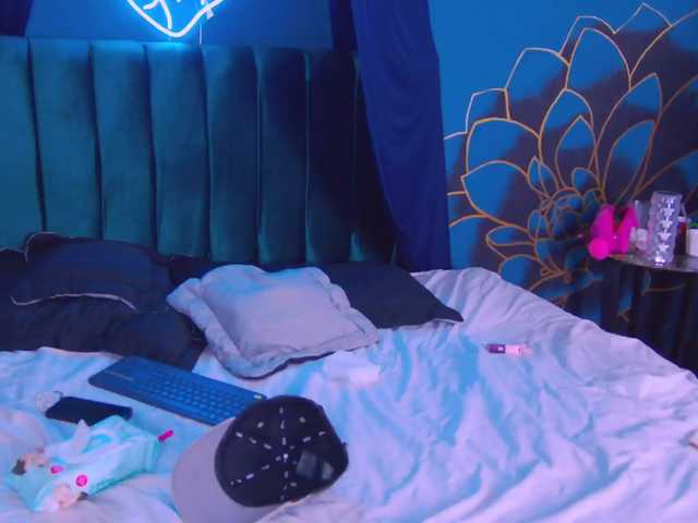 Kamie-SebasDolce's BongaCams show and profile