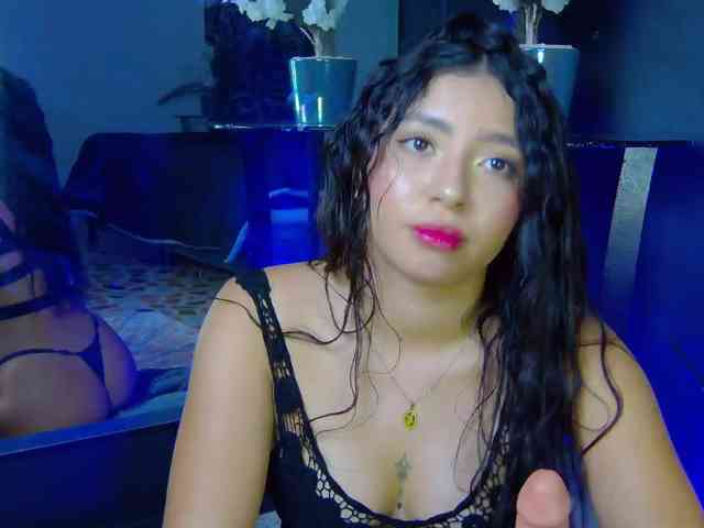 Kamie-Dolce webcam