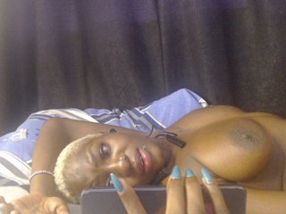 Queenbee25