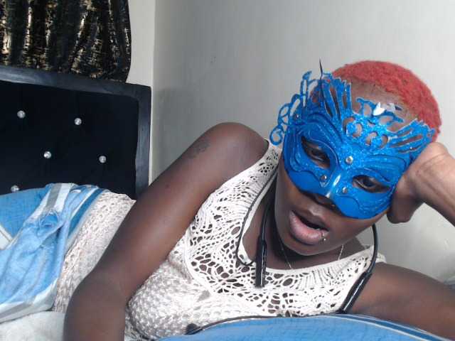 Queenbee25