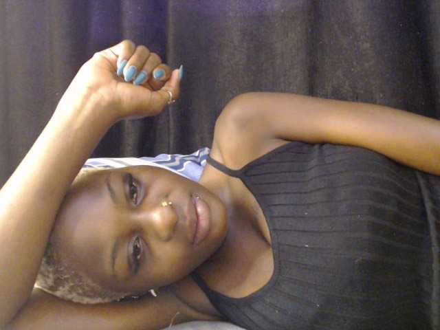 Queenbee25