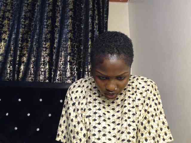 Queenbee25