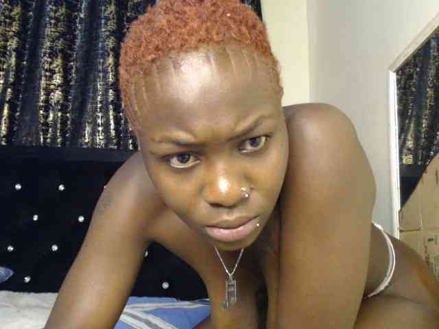 Queenbee25