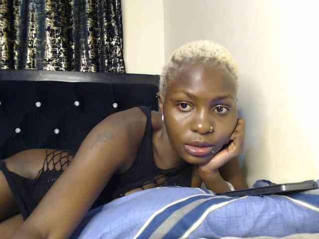 Queenbee25