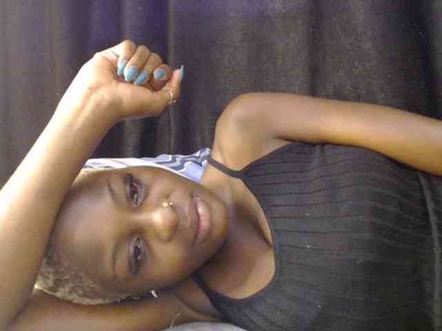 Queenbee25