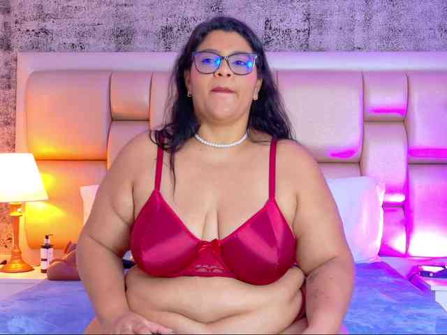 SelennaCooper webcam