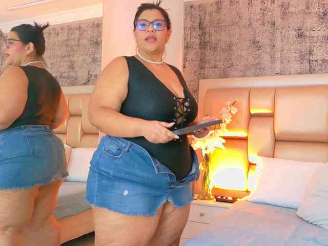 Modelo: SelennaCooper