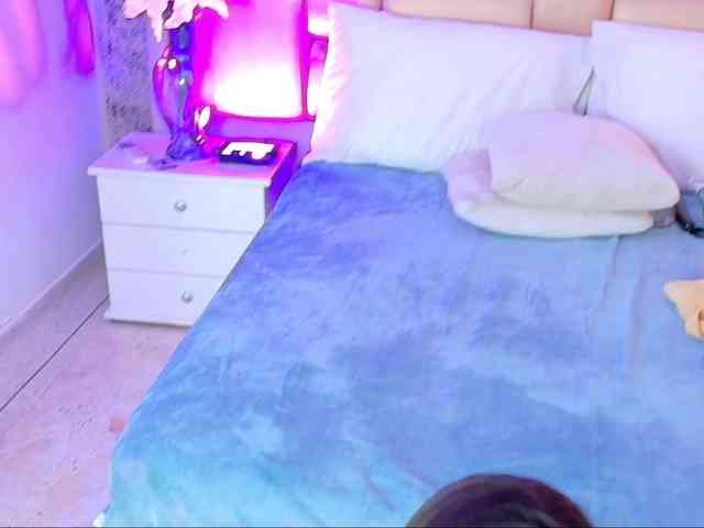 SelennaCooper webcam