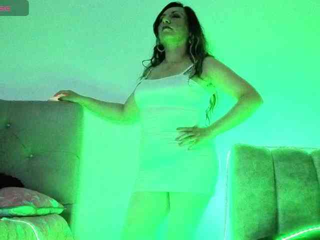 sexy-natasha's live room