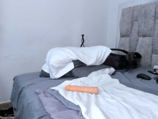 ZafiraNavarro live cam on BongaCams