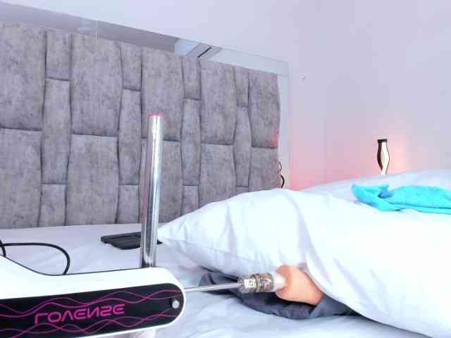 ZafiraNavarro webcam