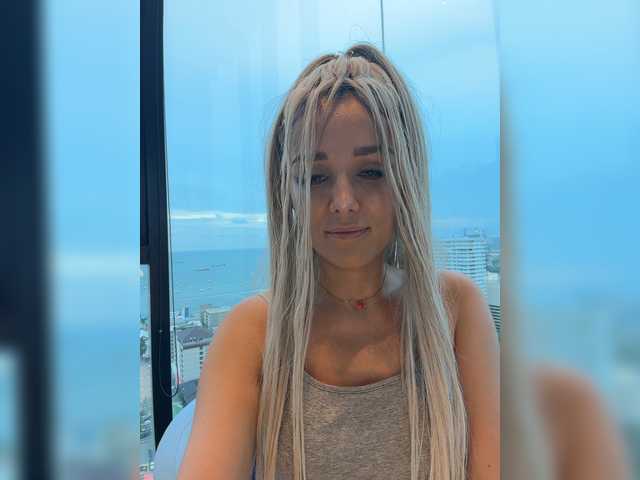 Sonya-Love live cam on BongaCams