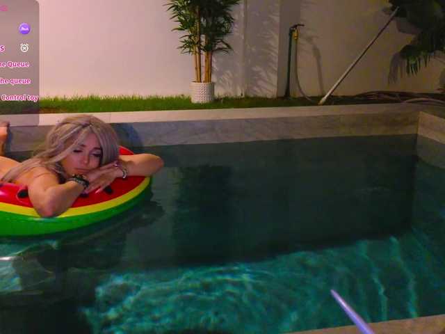 Sonya-Love live cam on BongaCams