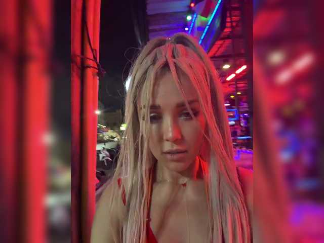Sonya-Love live webcam show