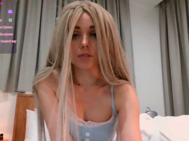 Sonya-Love live cam on BongaCams