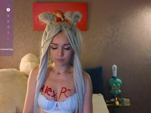 Sonya-Love live cam on BongaCams