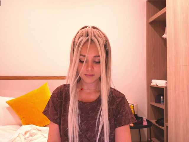 Sonya-Love live webcam show
