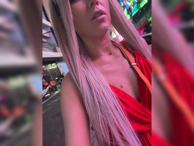 Sonya-Love live webcam show