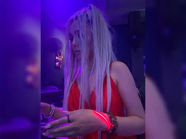 Sonya-Love live webcam show