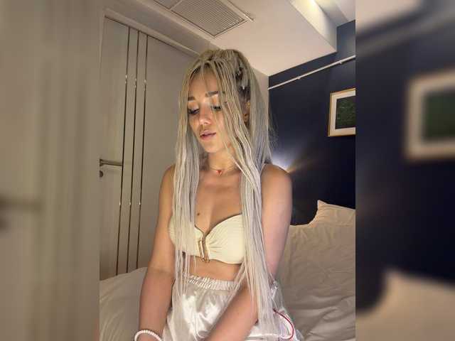 sonya-love live sex show