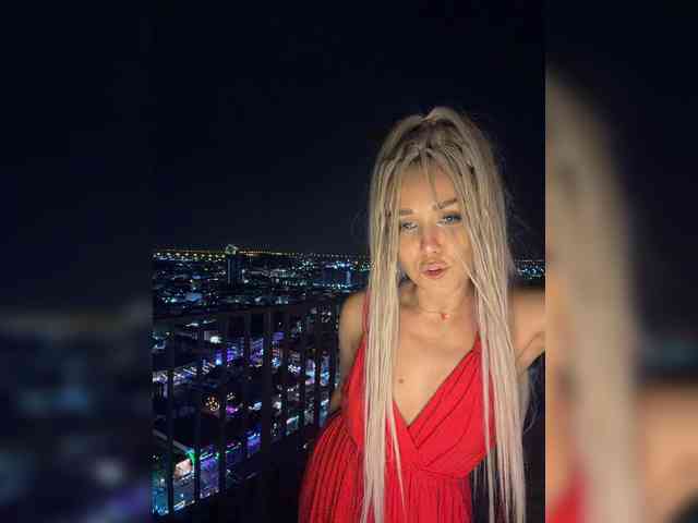 Model: Sonya-Love