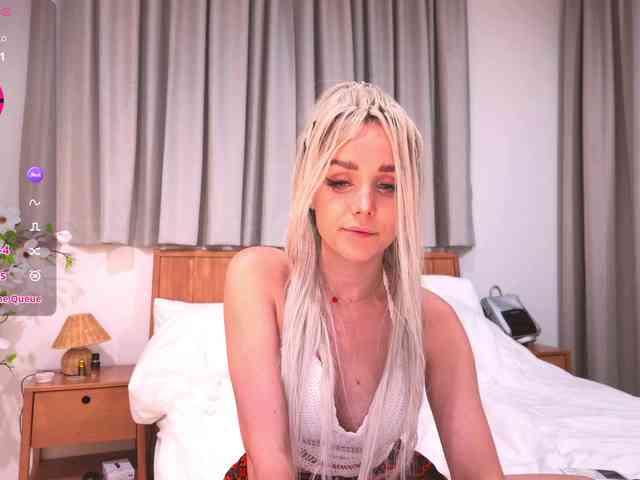 Sonya-Love webcam