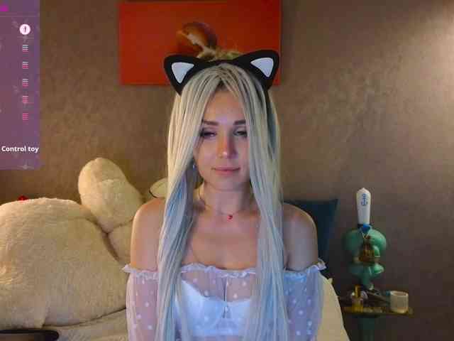 Sonya-Love Sex Cam Show