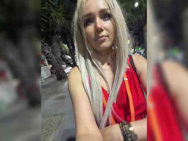 Sonya-Love webcam