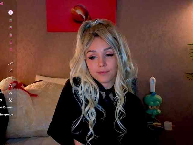 Sonya-Love webcam