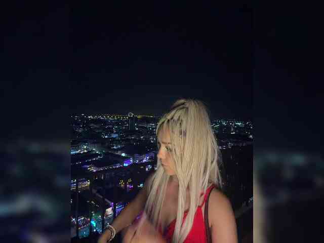 Sonya-Love webcam