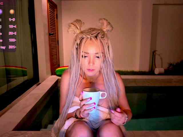 Sonya-Love Sex Cam Show