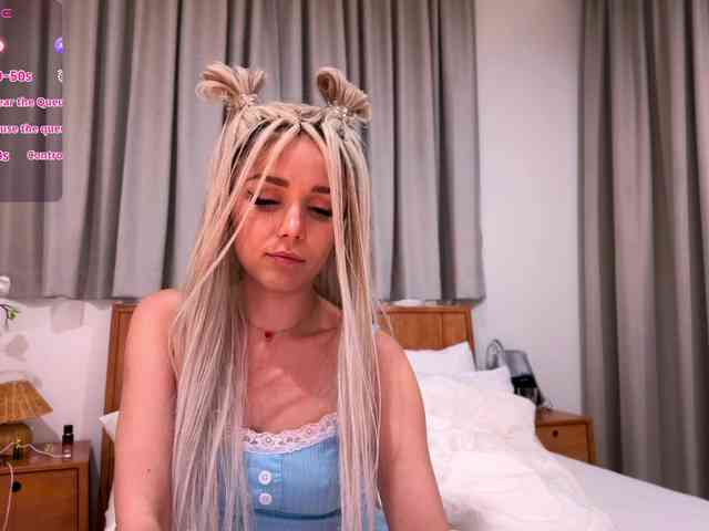 Sonya-Love webcam
