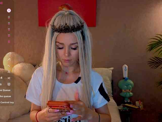Sonya-Love webcam