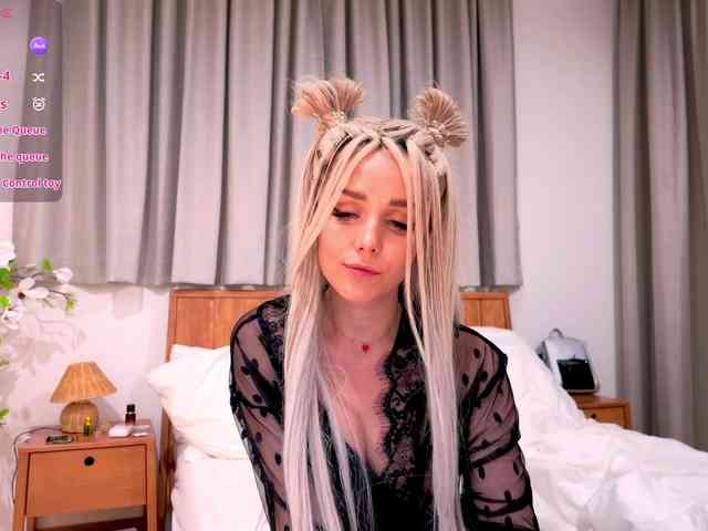 Sonya-Love Sex Cam Show
