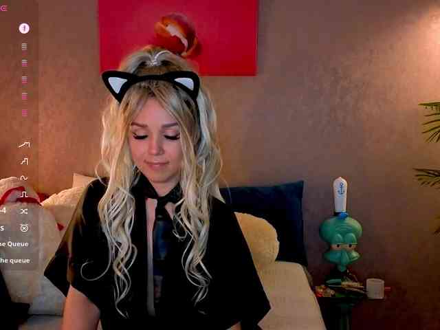 Sonya-Love webcam