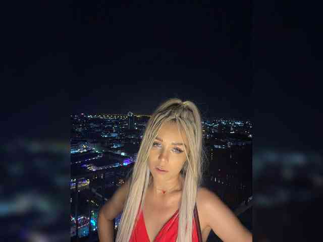 Sonya-Love webcam