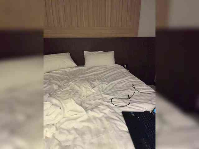 Sonya-Love webcam