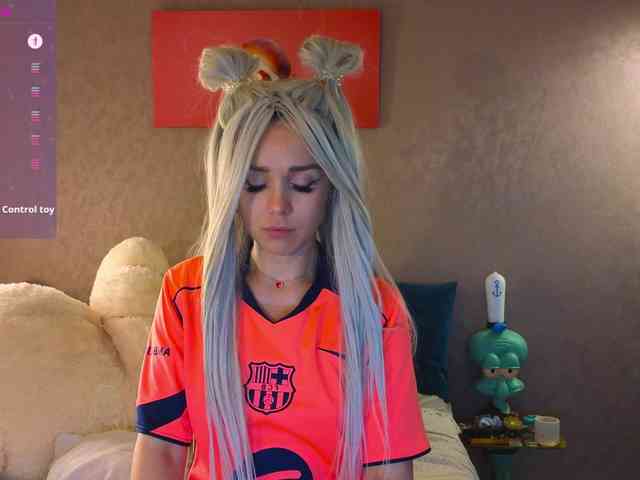 Sonya-Love webcam