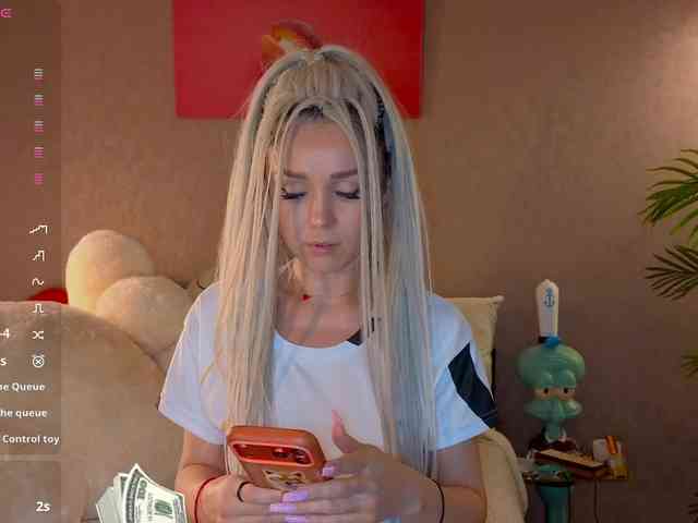 Sonya-Love webcam