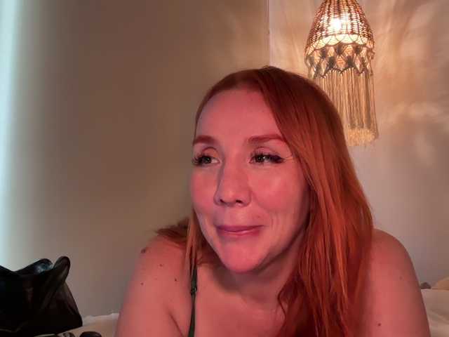 MarlaGinger live cam on BongaCams