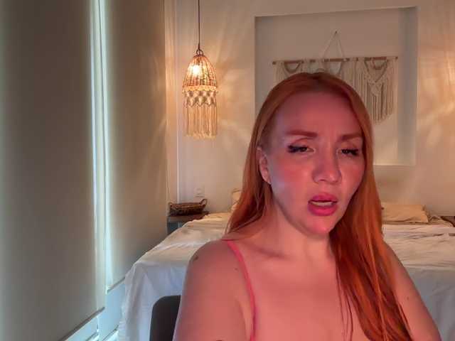 MarlaGinger live cam on BongaCams