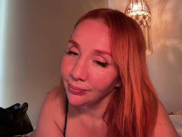 MarlaGinger live cam on BongaCams