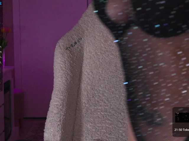 Break-me-Shake-me's BongaCams show and profile